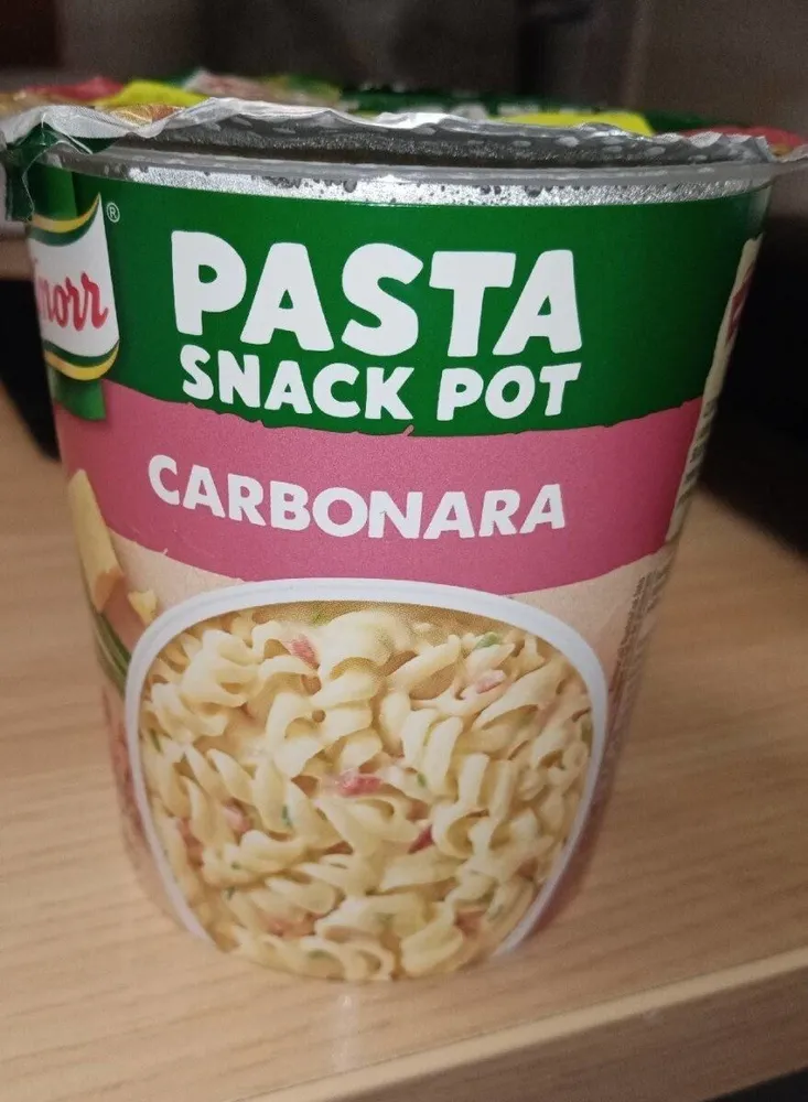 Pasta snack pot