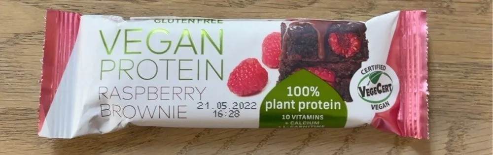 Vegan protein raspberry brownie