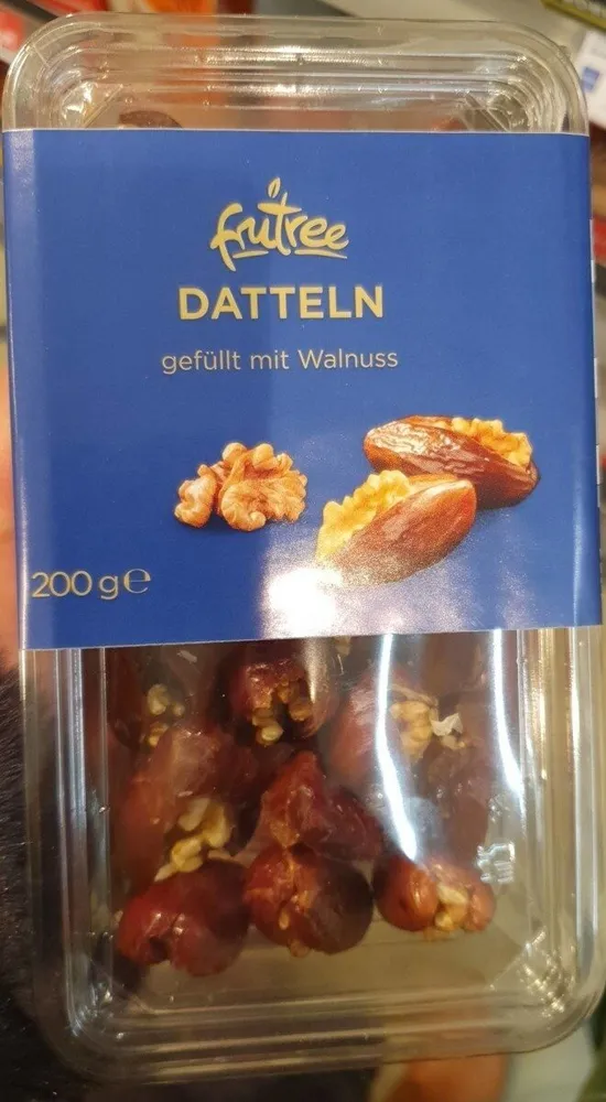 Gefüllte datteln mit walnuss