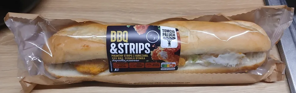 BBQ STRIPS - pikantny strips z kurczaka, sos barbecue, cebula dymka