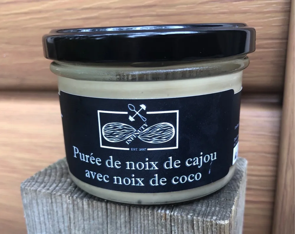 Purée de noix de cajou avec noix de coco