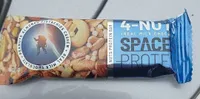 4 nuts+ real milk chocolate