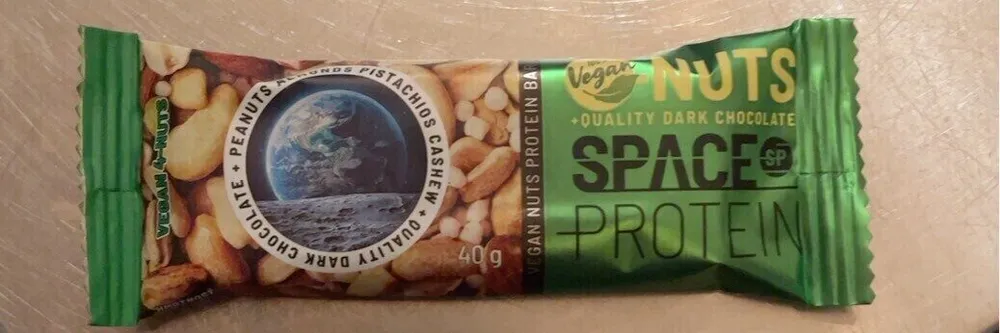 Space protein nuts