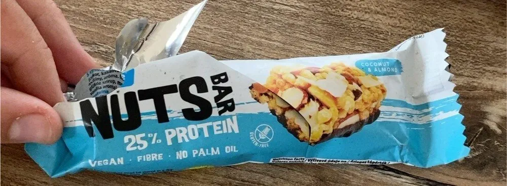 Nuts bar