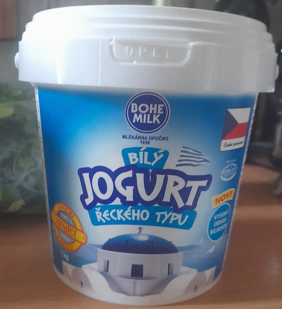 Bílý jogurt řeckého typu