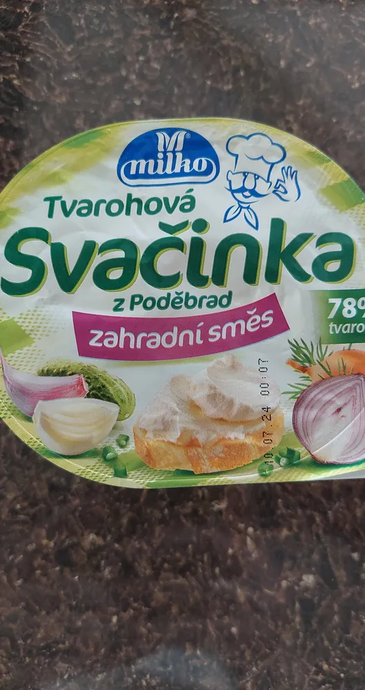 Tvarohová svačinka z Poděbrad - zahradní směs