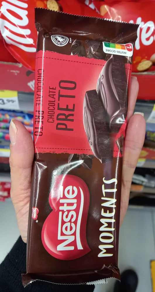 Tablete  Choc Moments Nestle Negro 90g
