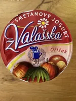 Smetanový jogurt oříšek