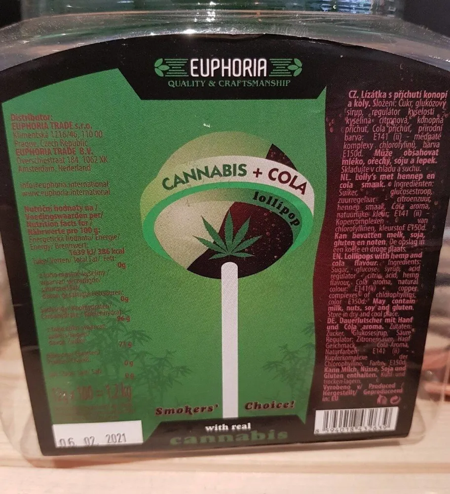 Cannabis cola lollipop