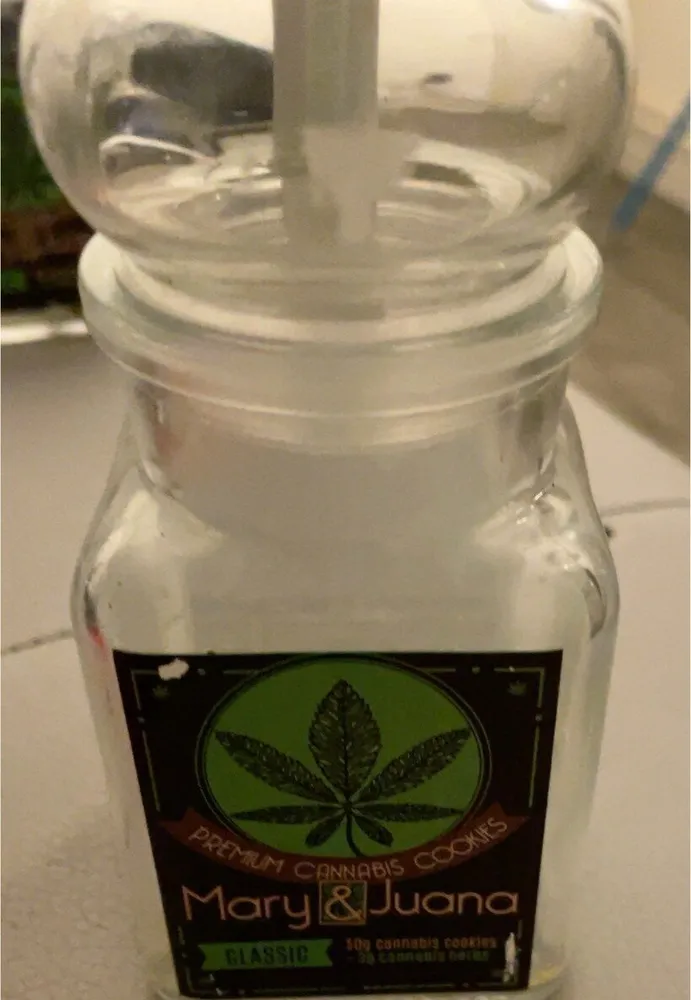 Premium cannabis cookies