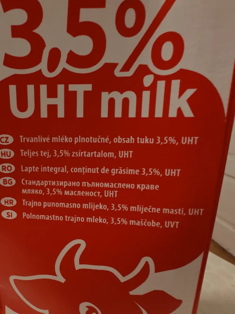 UHT Milk 3.5%