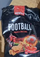 Football tomato e chilli chips