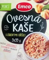 Ovesná kaše s lískovými oříšky