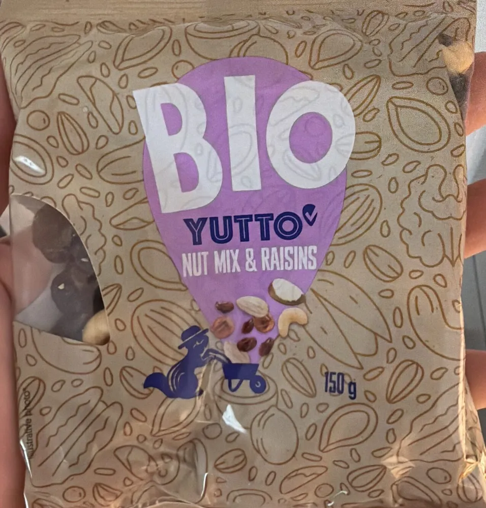 Nut Mix & Raisins
