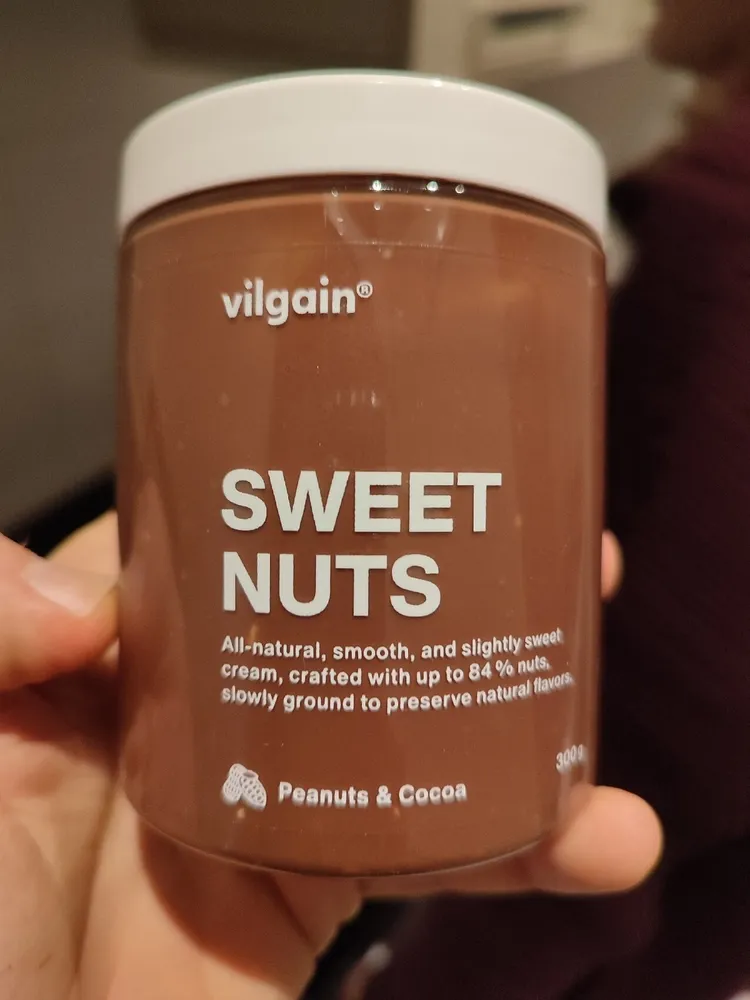 Sweet Nuts