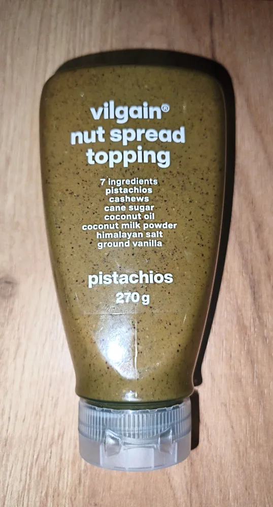 Nut spread topping