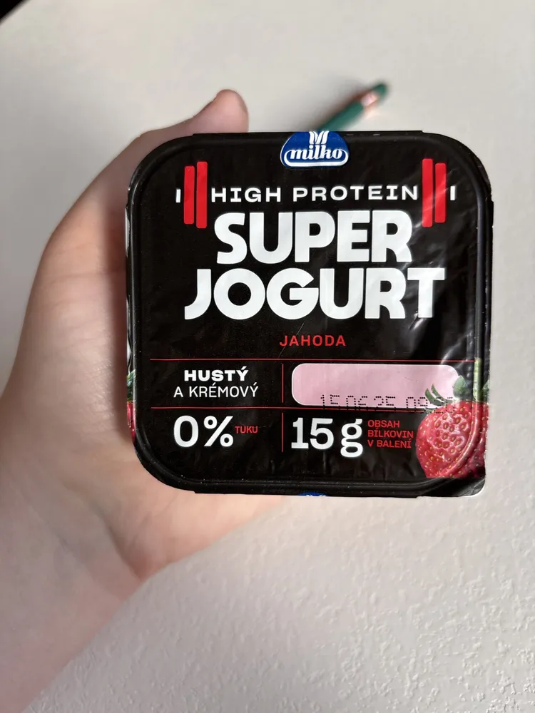 Super jogurt jahoda