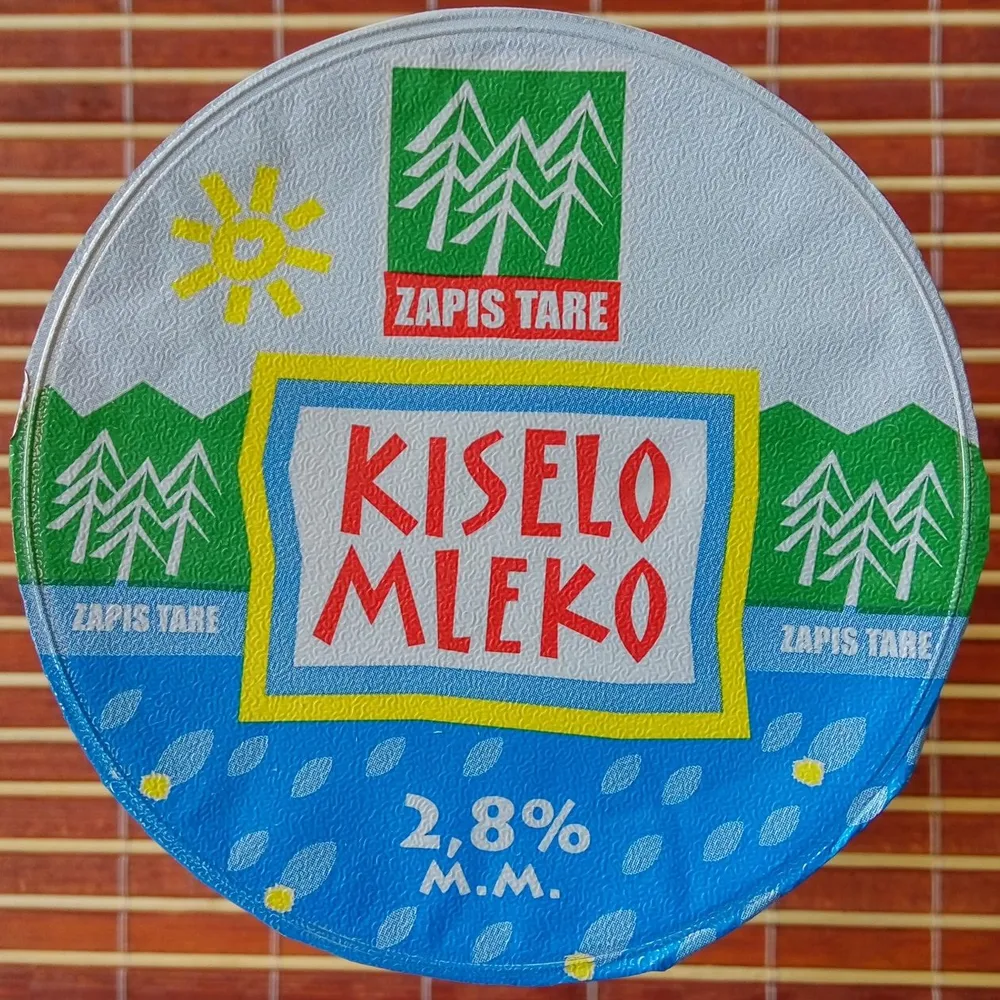 Kiselo mleko sa 2.8% m.m.