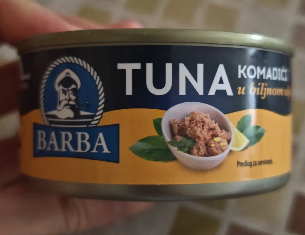 Tuna komadići u biljnom ulju