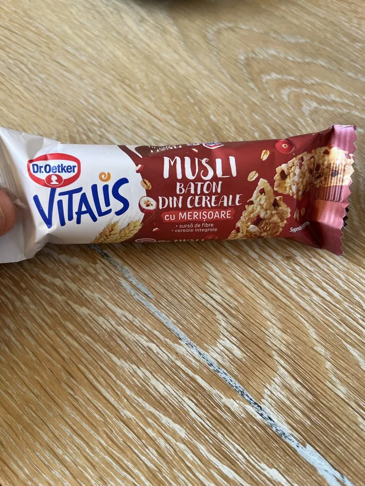 Musli Baton Din Cereale Cu Merisoare