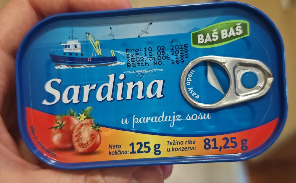Sardina u paradajz sosu