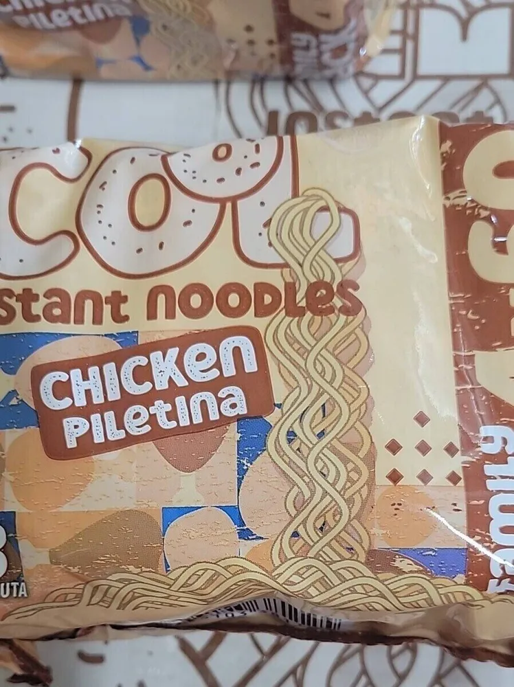 Nouilles instantanées au poulet