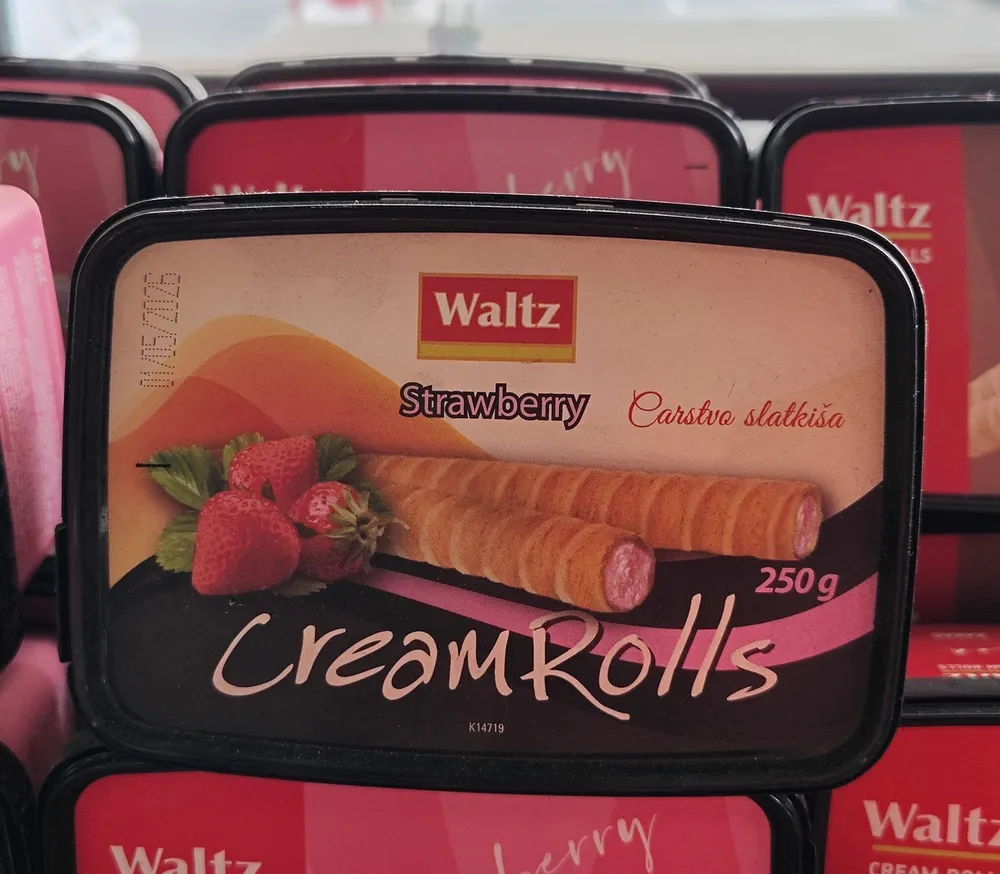 Creamrolls strawberry