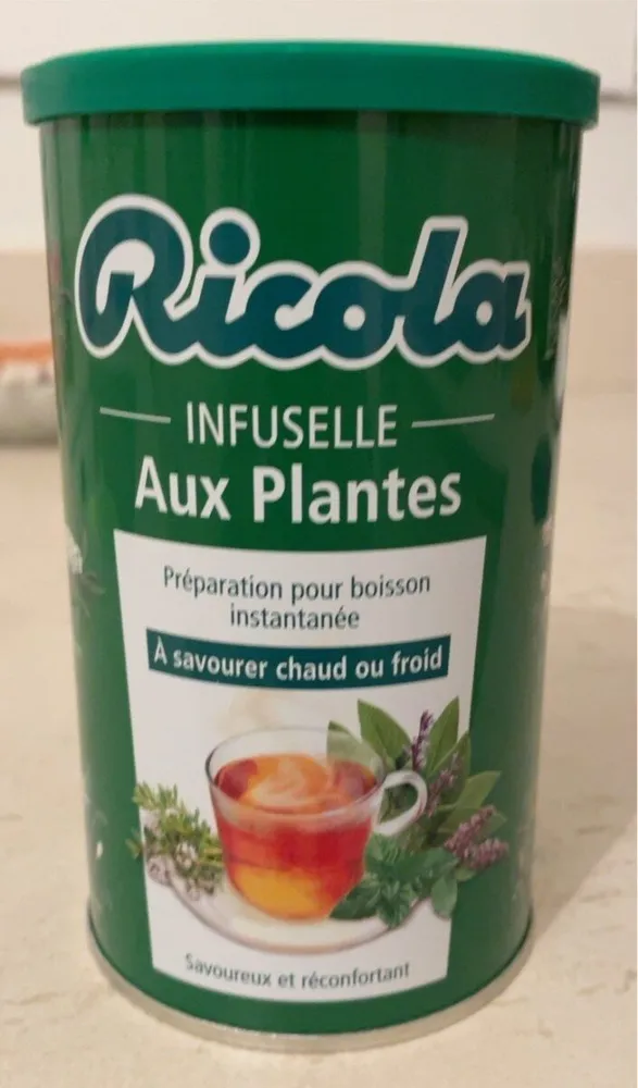 Infusée aux plantes