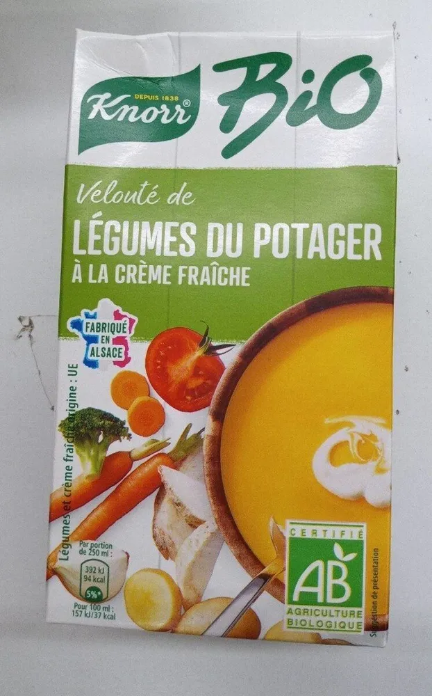 Velouté de légume du potager à la crème fraîche
