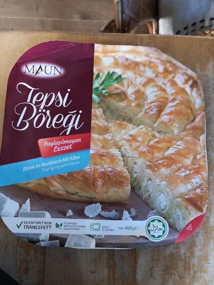 Tepsi boregi