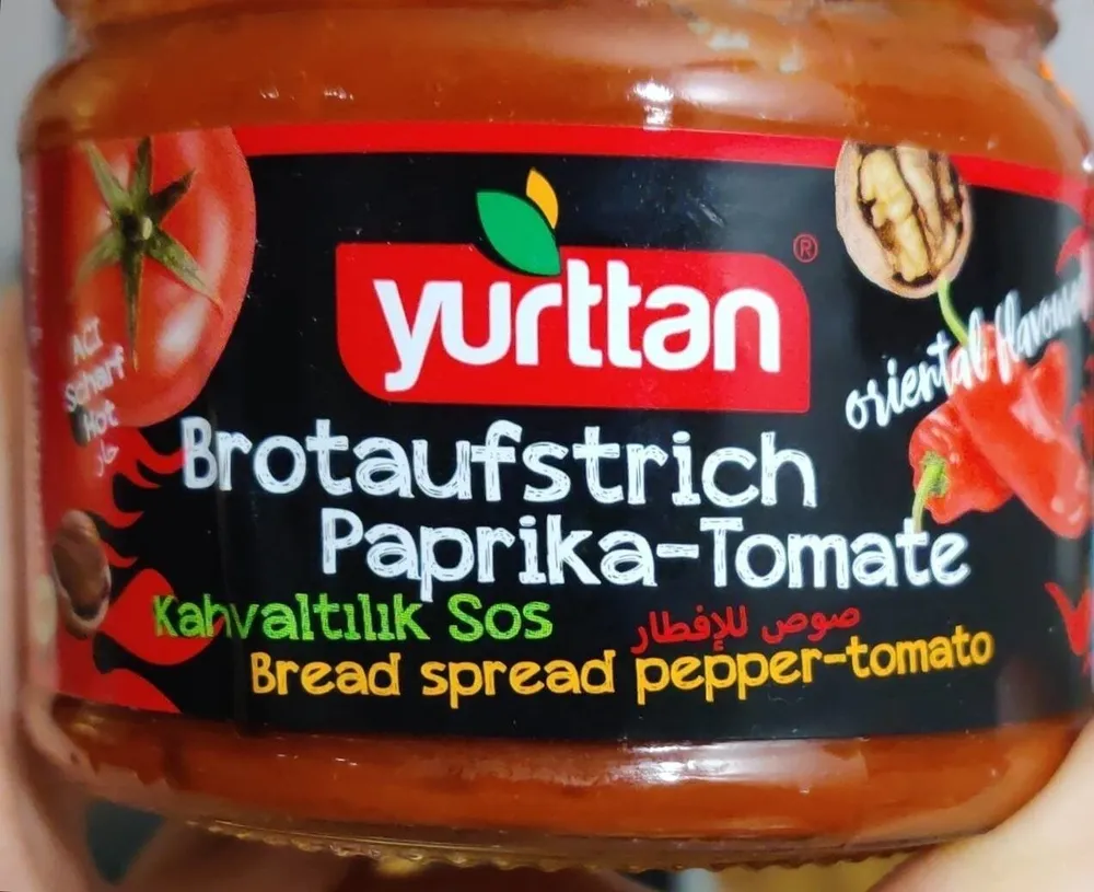 Brotaufstrich Paprika-Tomate