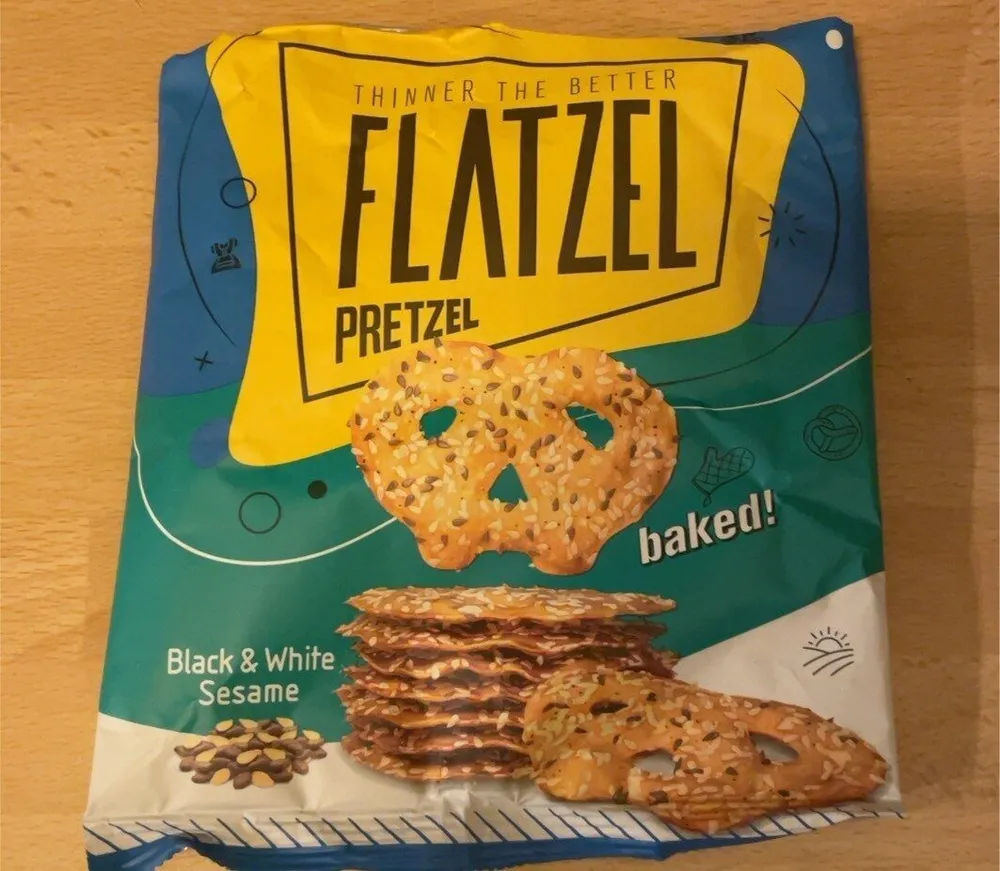 Pretzel Black&White Sesame