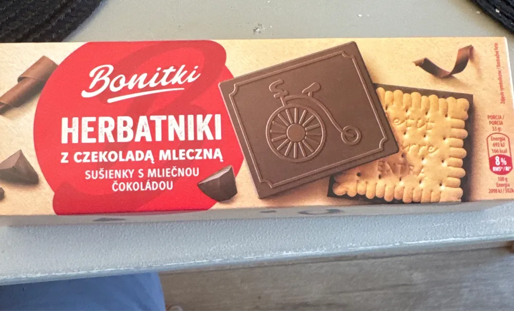 Herbatniki z czekoladą mleczną