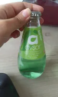 Yeşil elma aromalı doğal zengin mineralli gazlı içecek