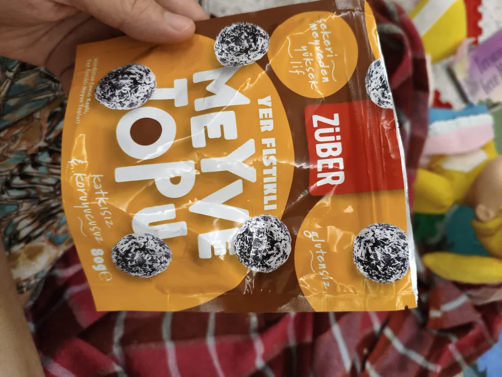 Yer Fıstıklı Meyve Topları