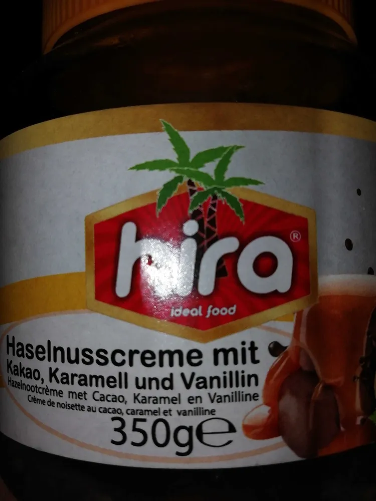 Haselnusscreme mit Kakao, Karamell und Vanillin