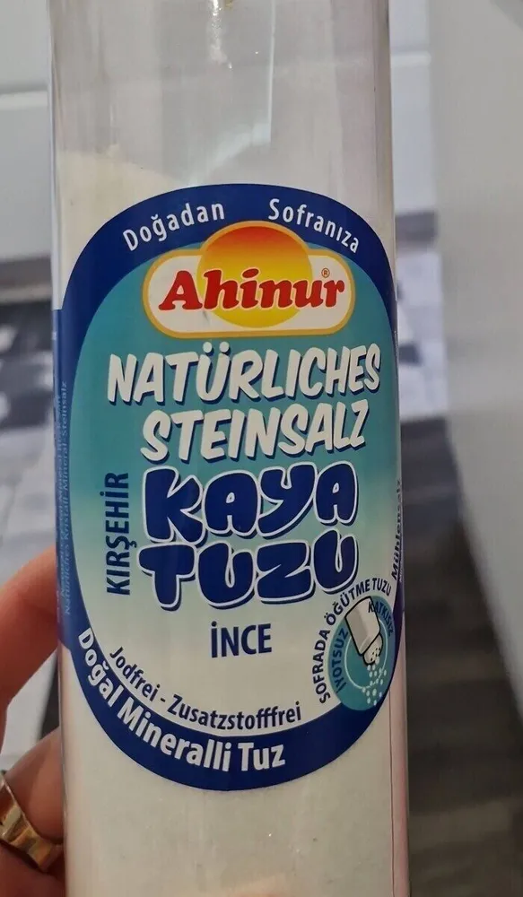 Kaya tuzu