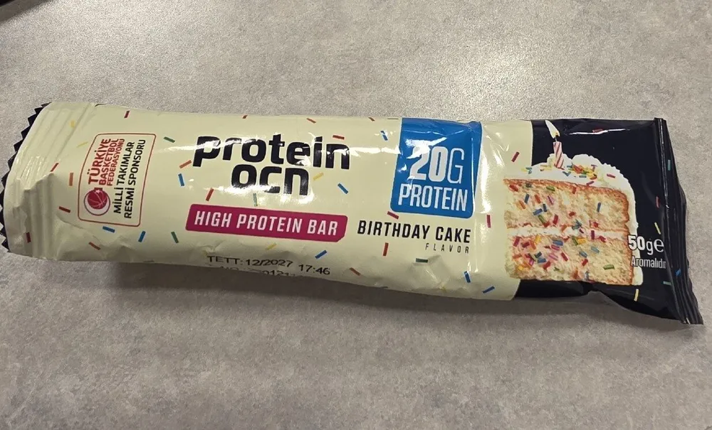 protein ocn HIGH PROTEIN BAR BIRTHDAY CAKE