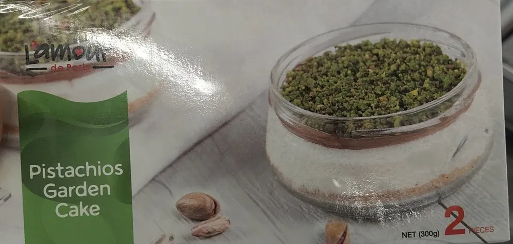 Pistachios cake