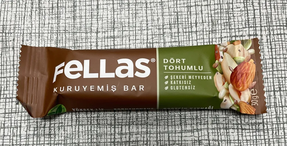 Dört Tohumlu Kuruyemiş Bar
