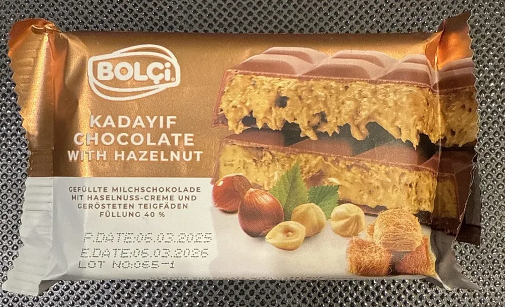 Kadayif Chocolate With Halzenut