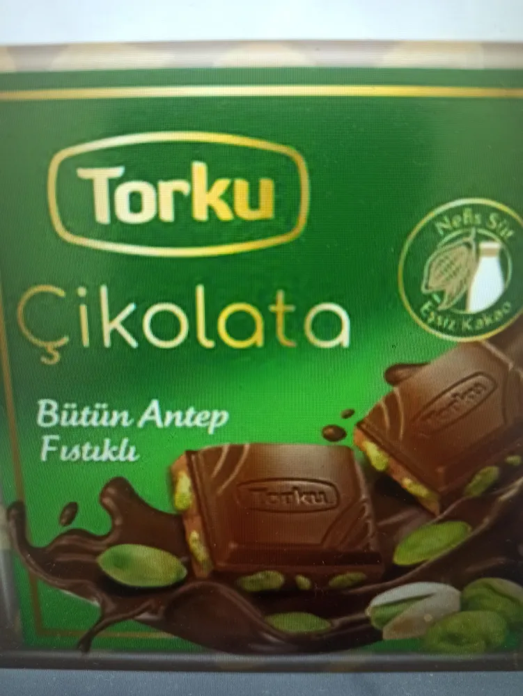 Bütün Antep Fıstıklı Çikolata