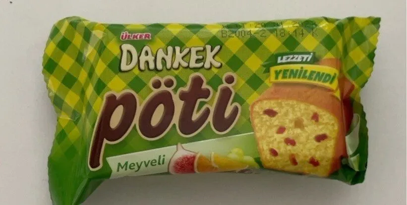 Ülker Dankek Pöti with Fruit