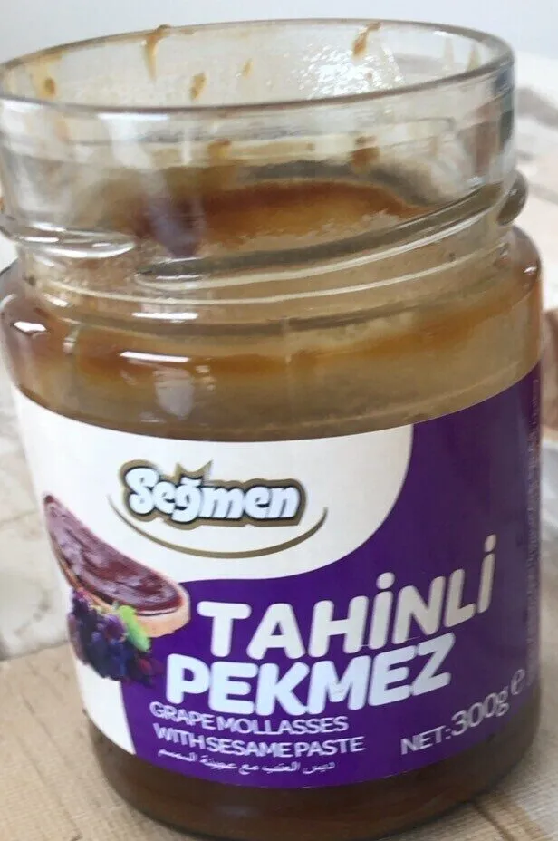 Grape mollasses with sesame paste