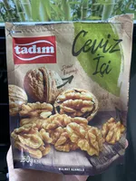 Walnut kernels