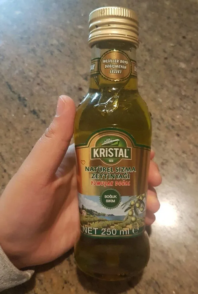 Natürel sizma zeytin yaği