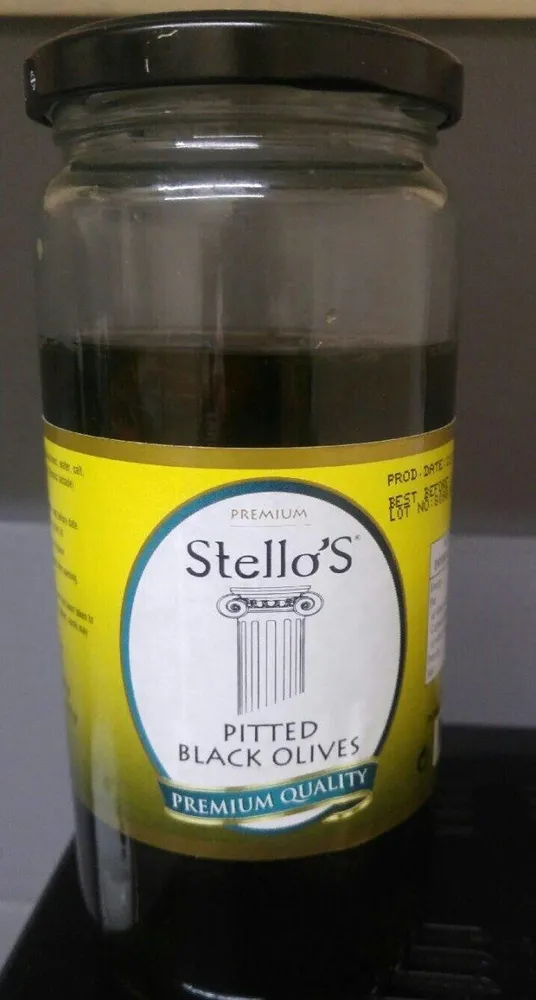 Pitted black olives