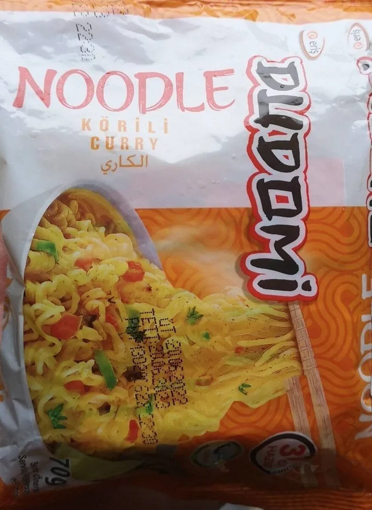 Noodles with curry