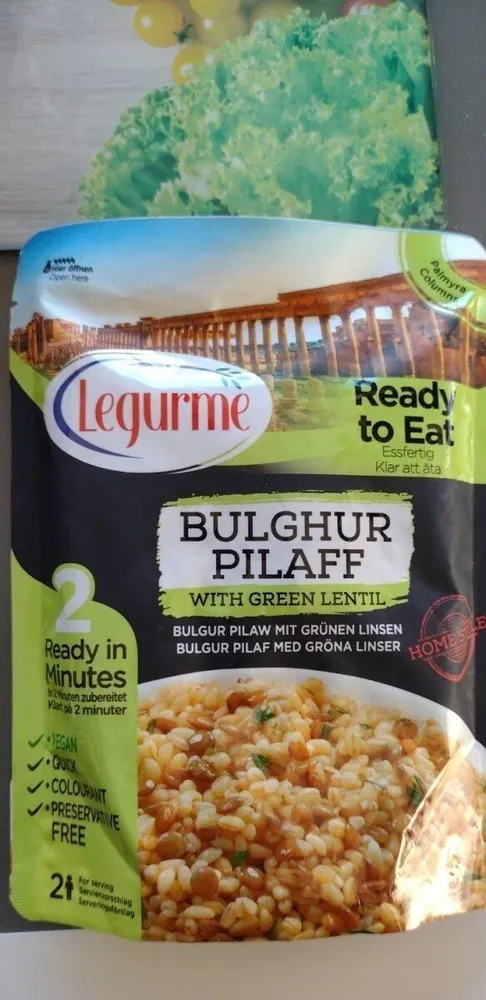 Bulghur pilaff with green lentil