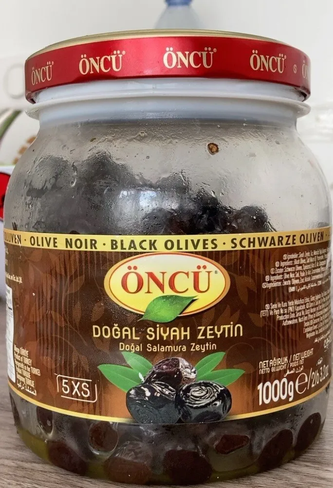 Doğal siyah zeytin